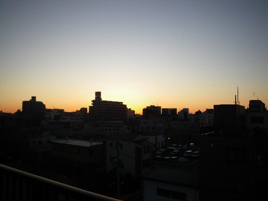 日の出前.jpg